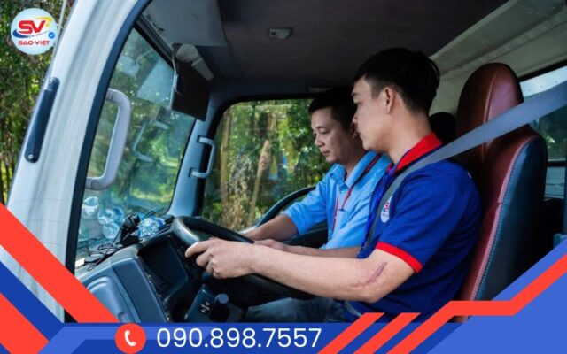 học viên học lái xe ô tô