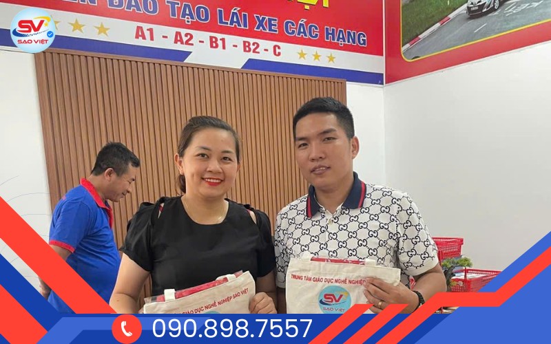 học viên đạt kỳ thi sát hạch lái xe