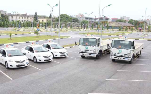Kinh nghiệm chọn trung tâm học bằng lái C1 uy tín