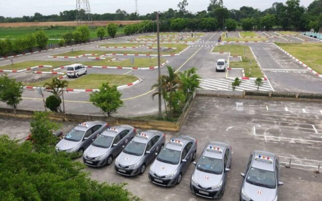 Trung tâm dạy nghề lái xe Hoàn Cầu có lịch học linh hoạt